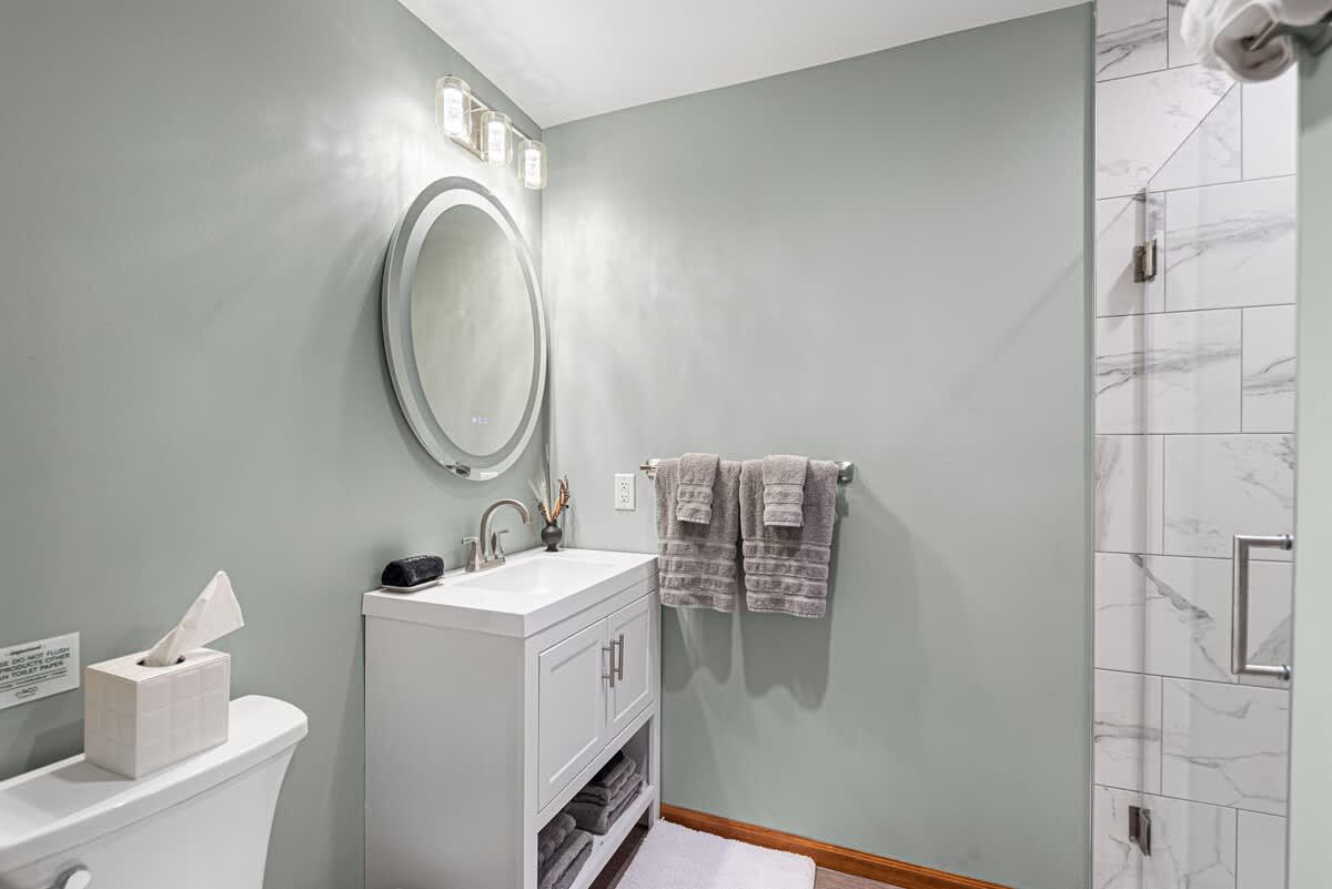 Full bathroom