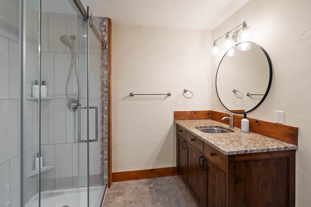 Full bathroom