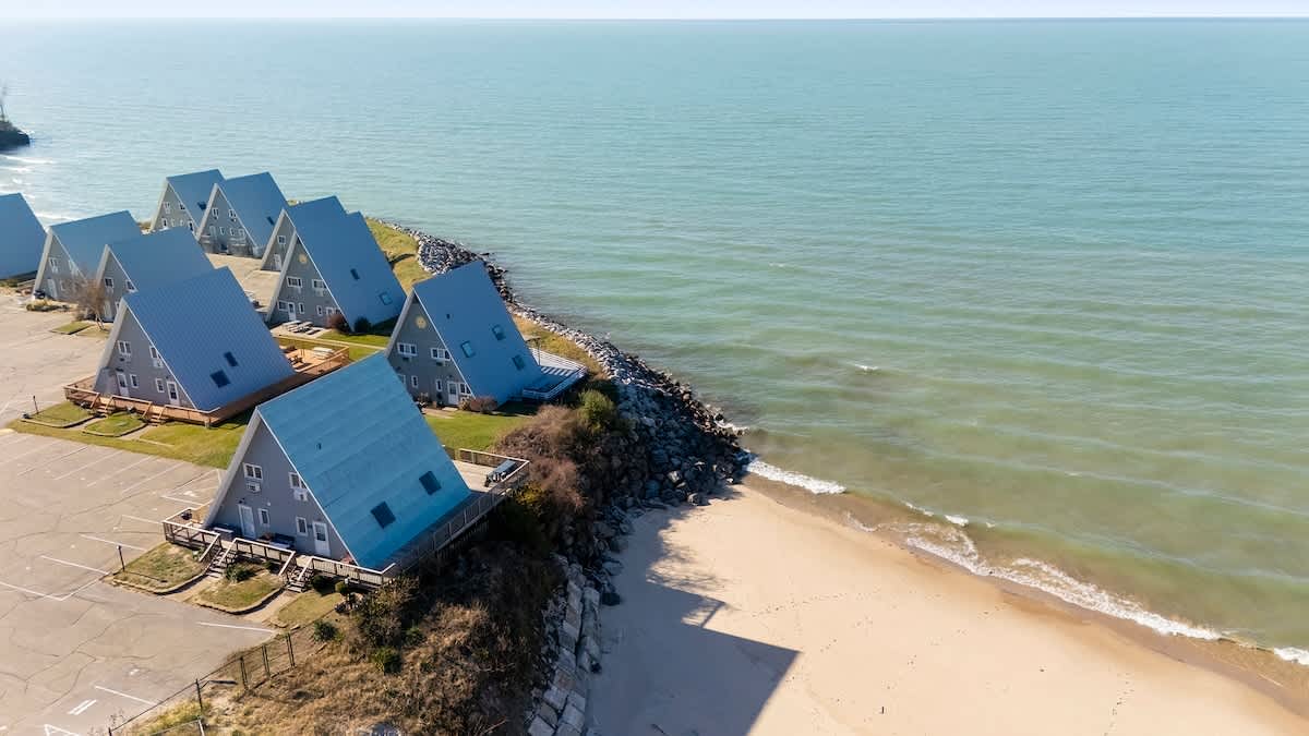 Exterior (Aerial)