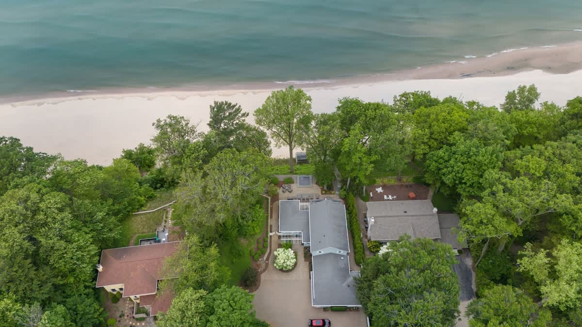 Exterior (Aerial)