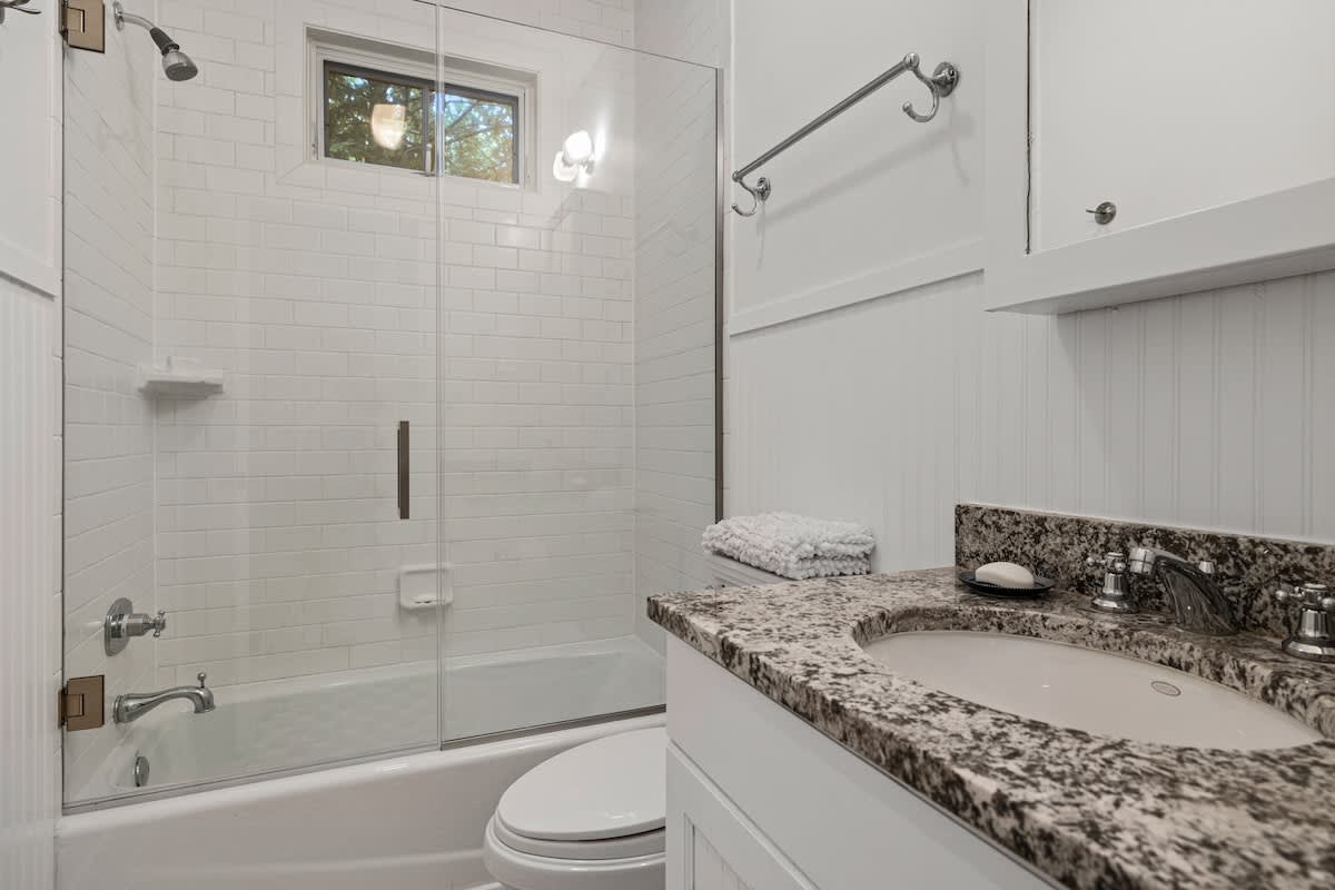 Full bathroom