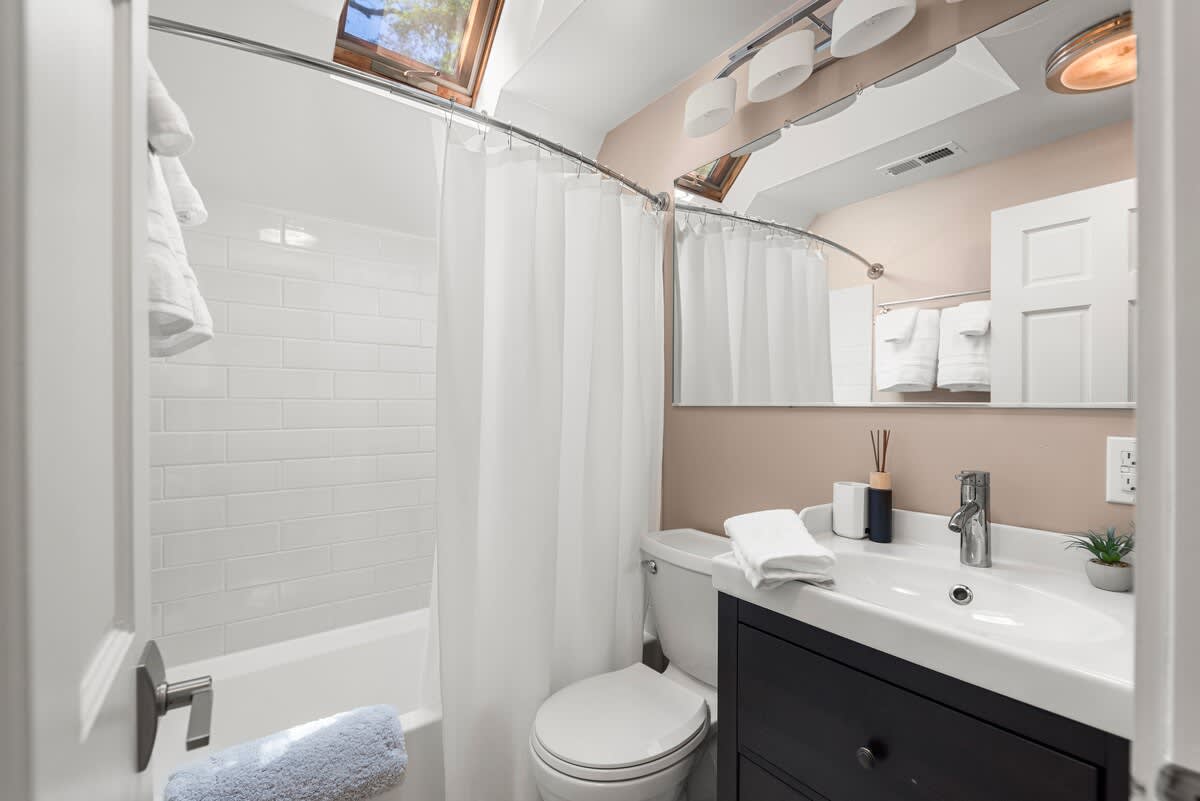 Full bathroom