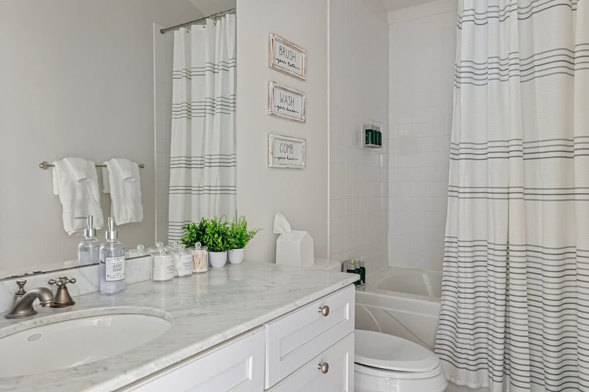 Full bathroom