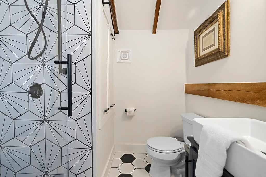 Full bathroom