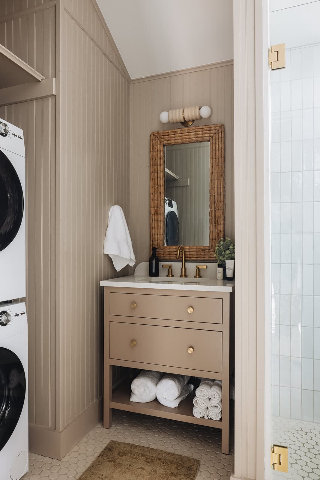 Full bathroom
