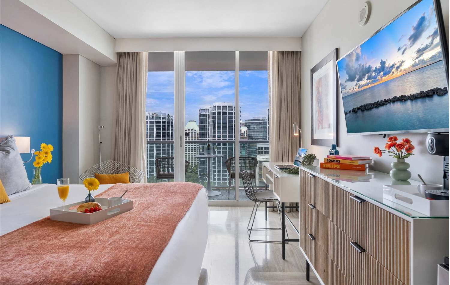 Floor-to-Ceiling Glass Residence | Coconut Grove