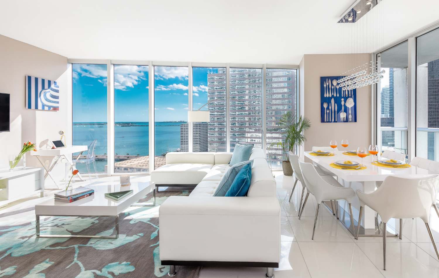 Chic Brickell Center | Walk to Everything