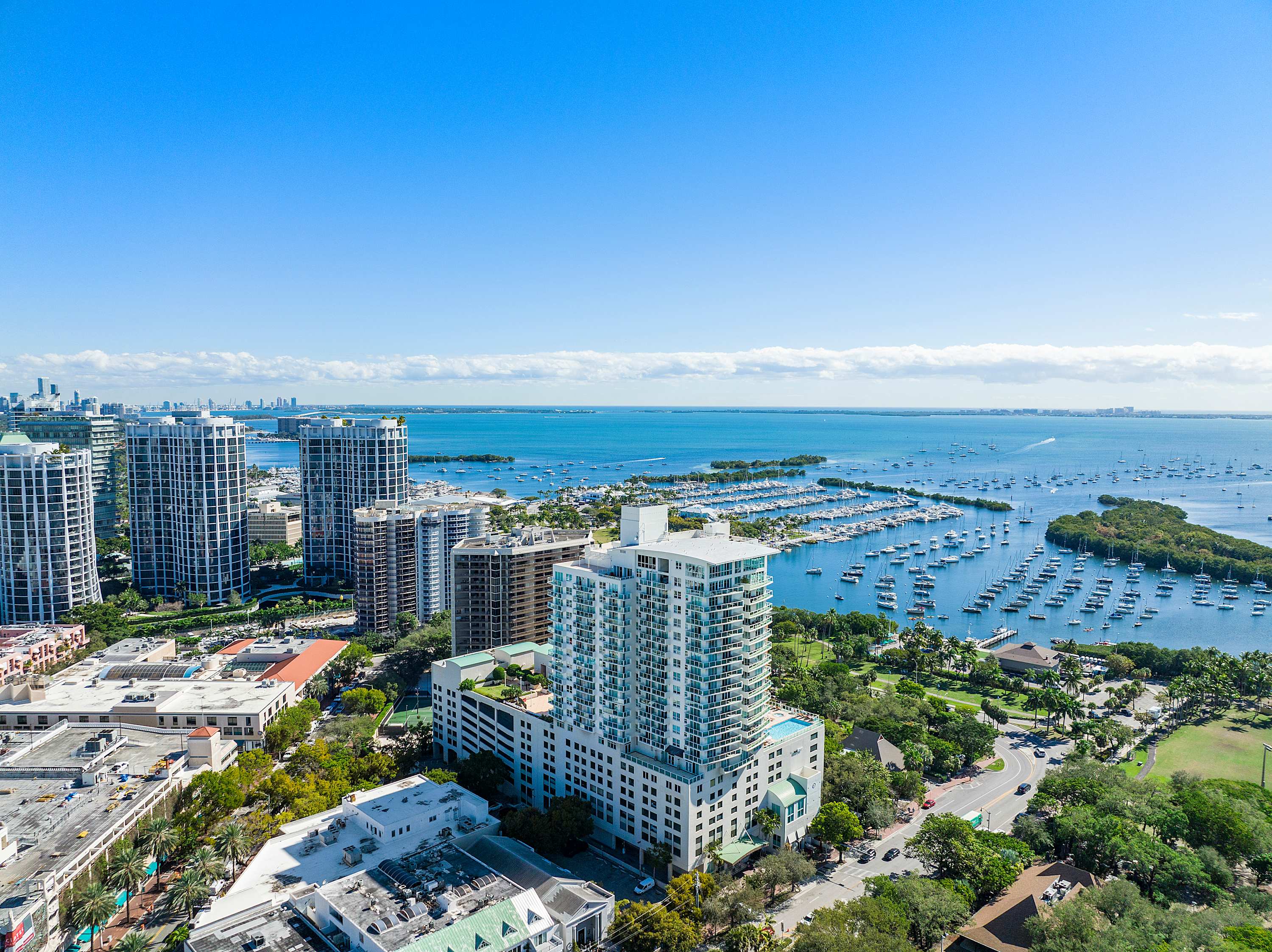 High-Floor Residence in Coconut Grove