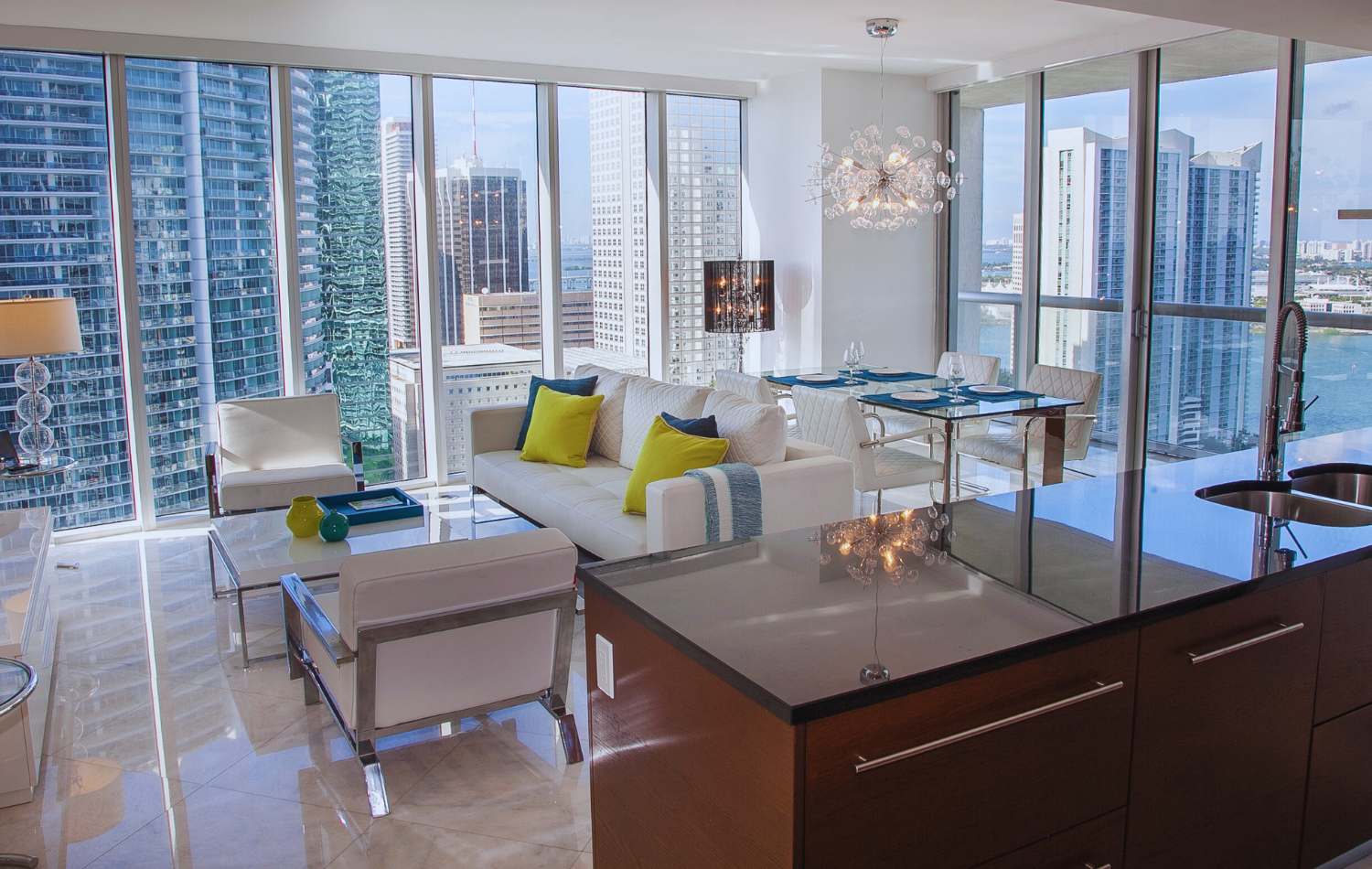 Open-Concept Brickell Retreat | Walk to Everything