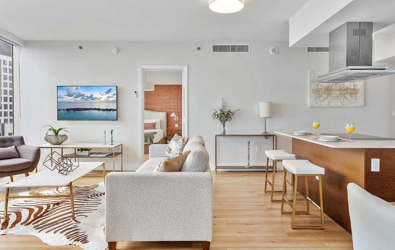 Sleek High-Rise in Vibrant Brickell
