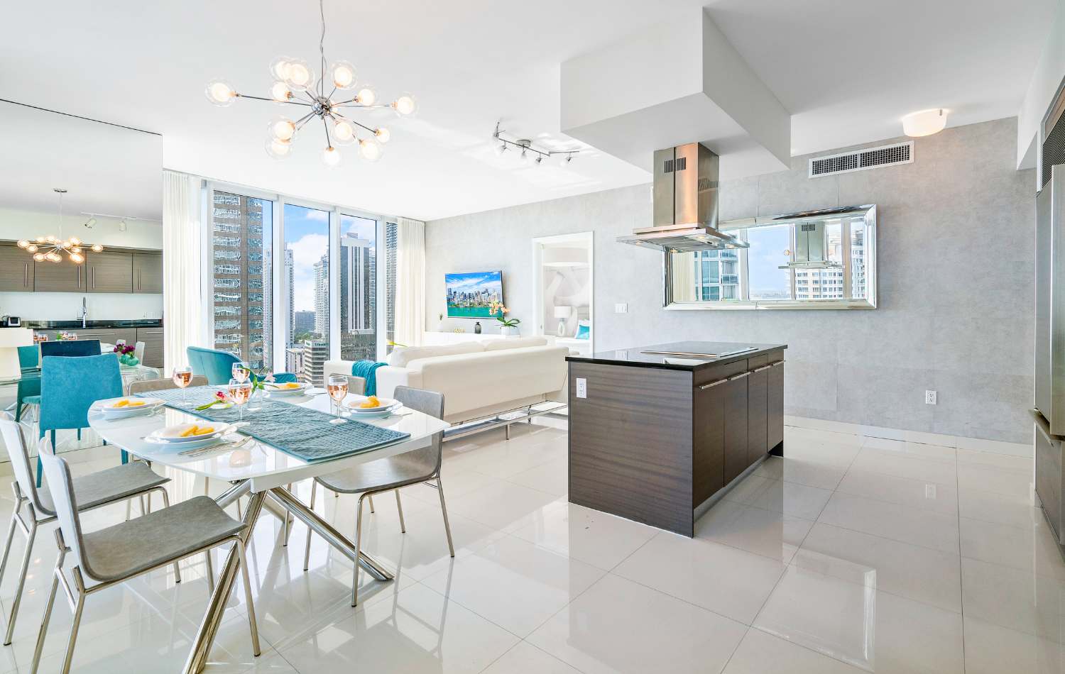 Vibrant Brickell 2BR | Riverwalk & City Access