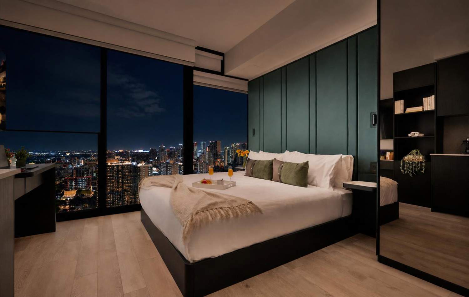 E11EVEN Studio | Panoramic Downtown Views 