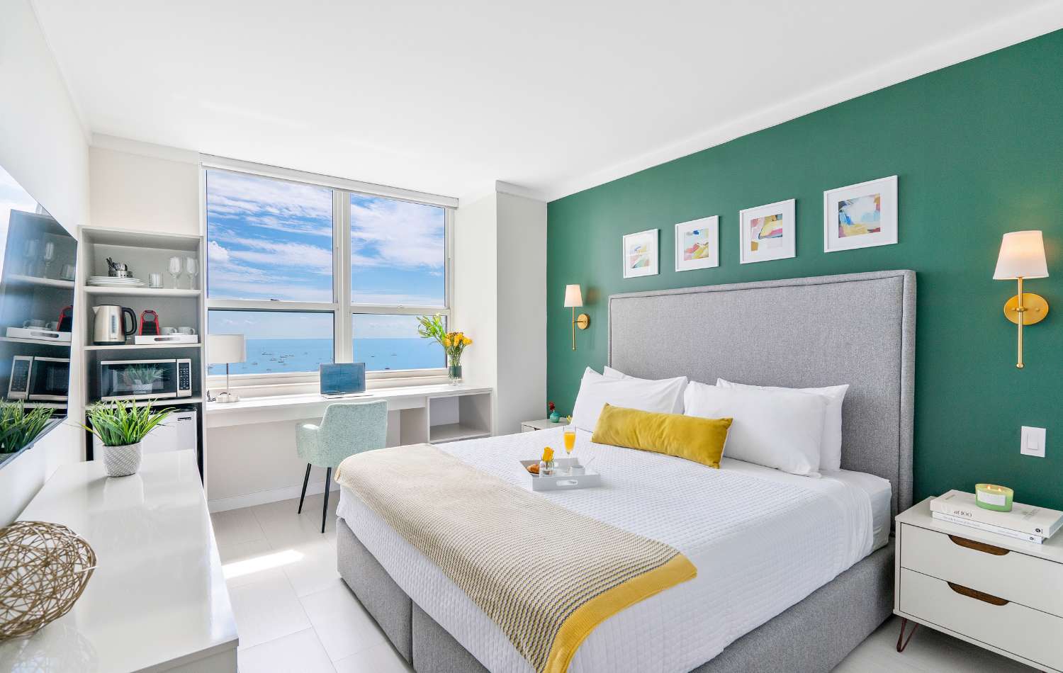 Panoramic Bay View Suite - Coconut Grove