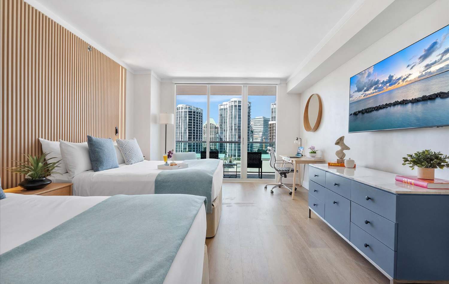 Modern Coconut Grove Residence | Bay Pool Access