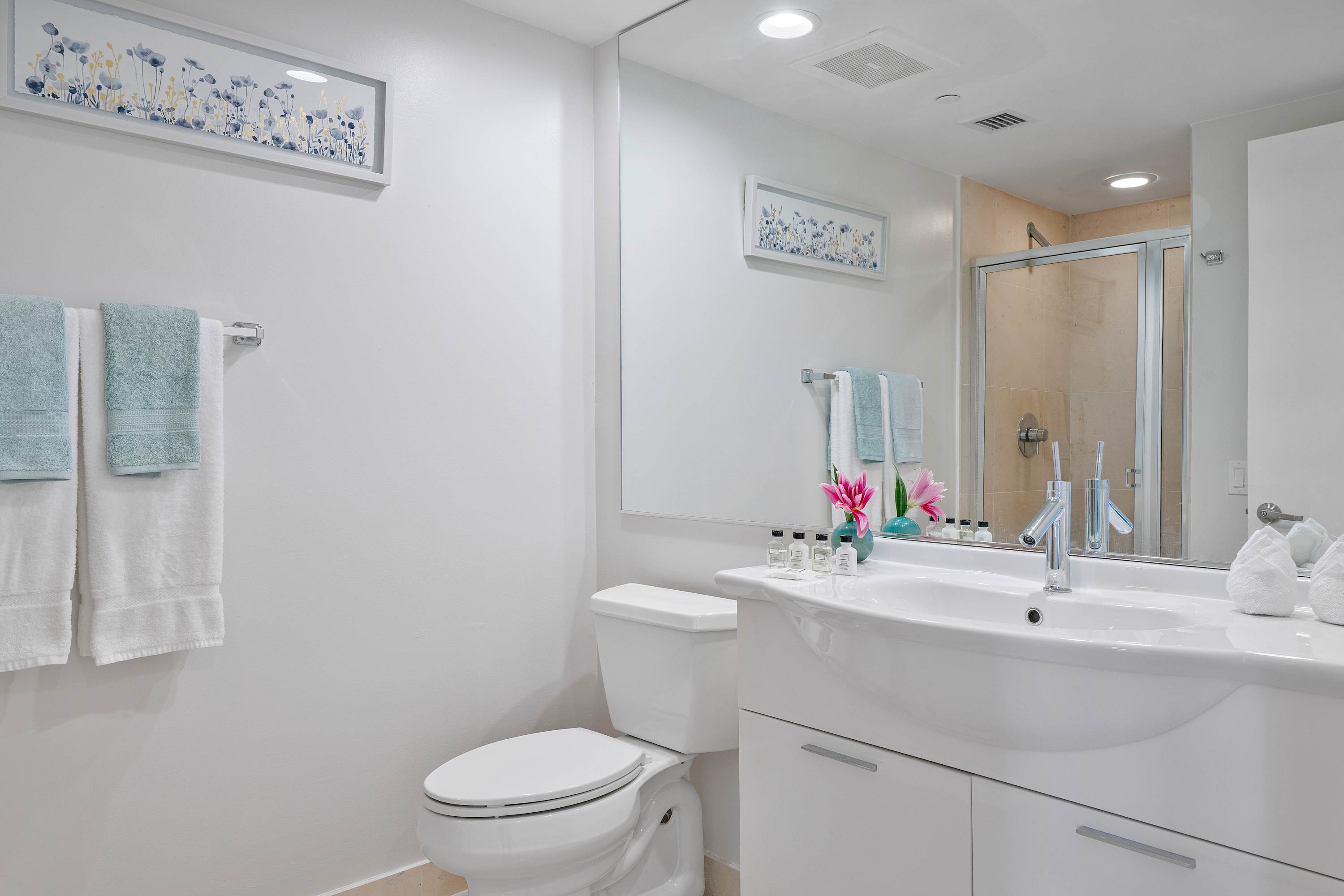 Bathroom 2, Heart of Brickell | Spacious 2BR Near City Centre