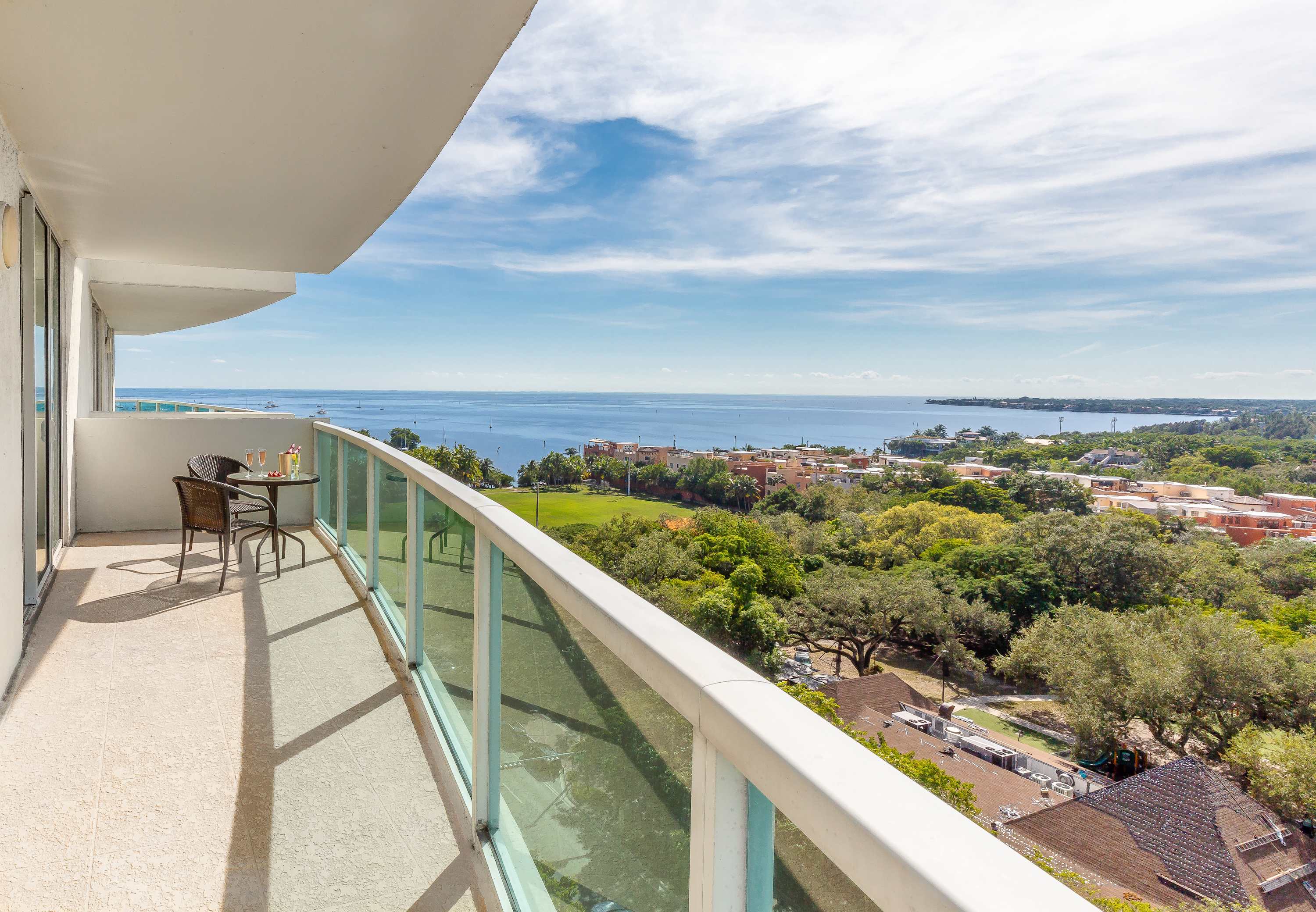 Balcony, Amazing View Corner Apartment, Coconut Grove
