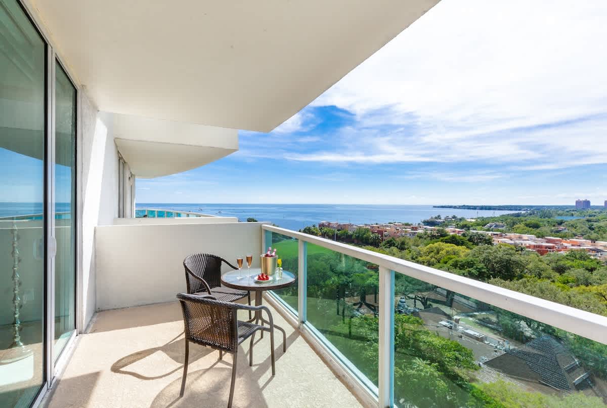 Balcony, Modern Grove Getaway | Walk to Peacock Park