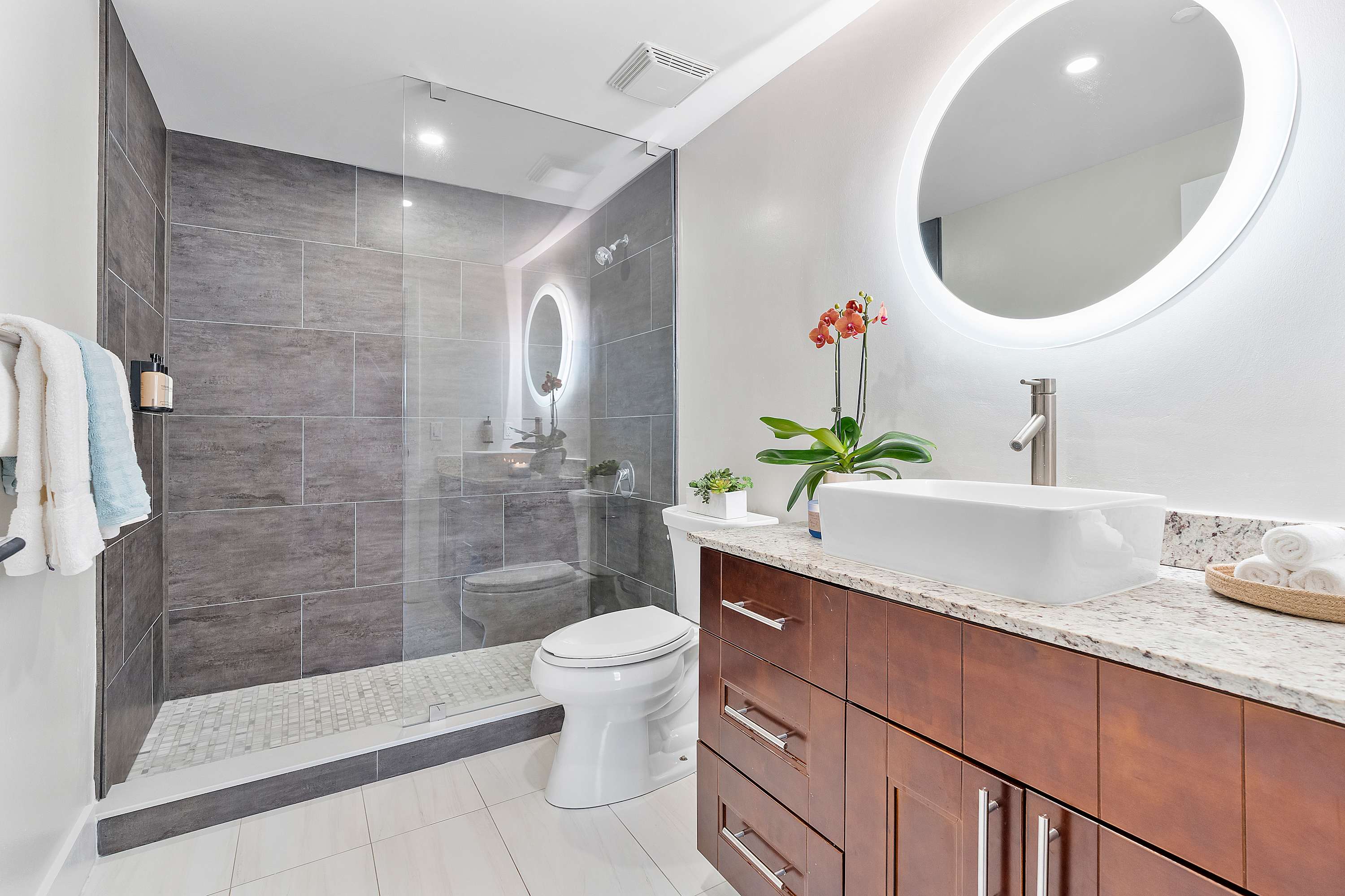 Bathroom 2, Perfect Coconut Grove Apartment