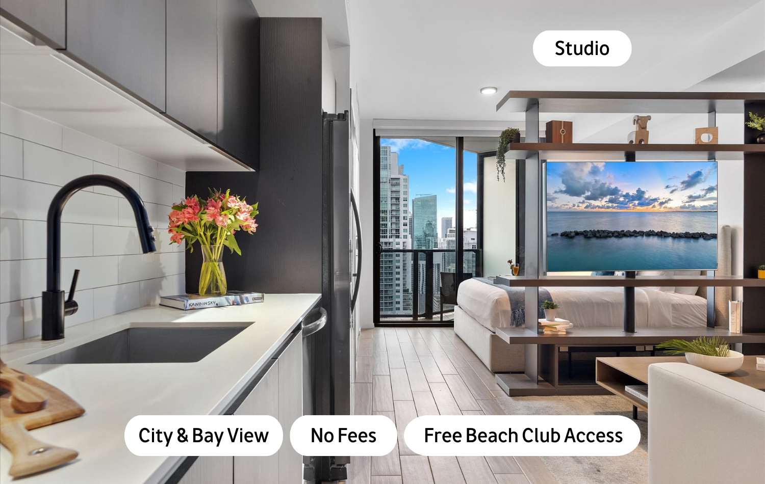 Balcony Bay View Studio | Prime Downtown Escape