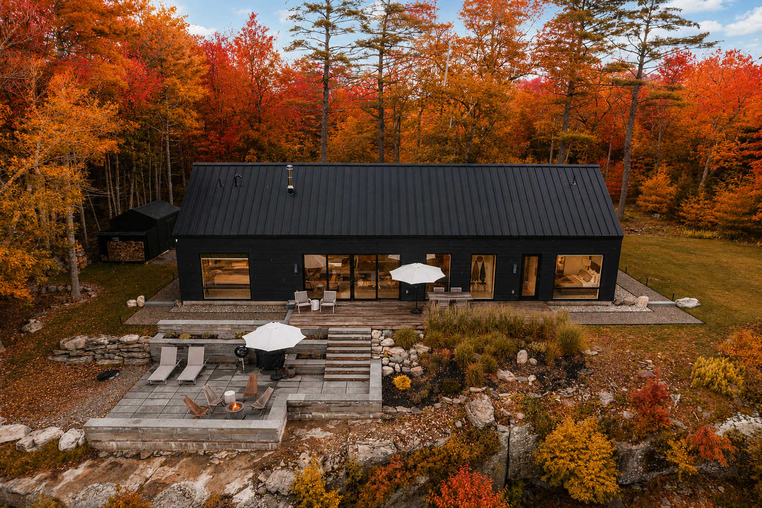 Hemlock Cliffhouse - Secluded with Stunning Views