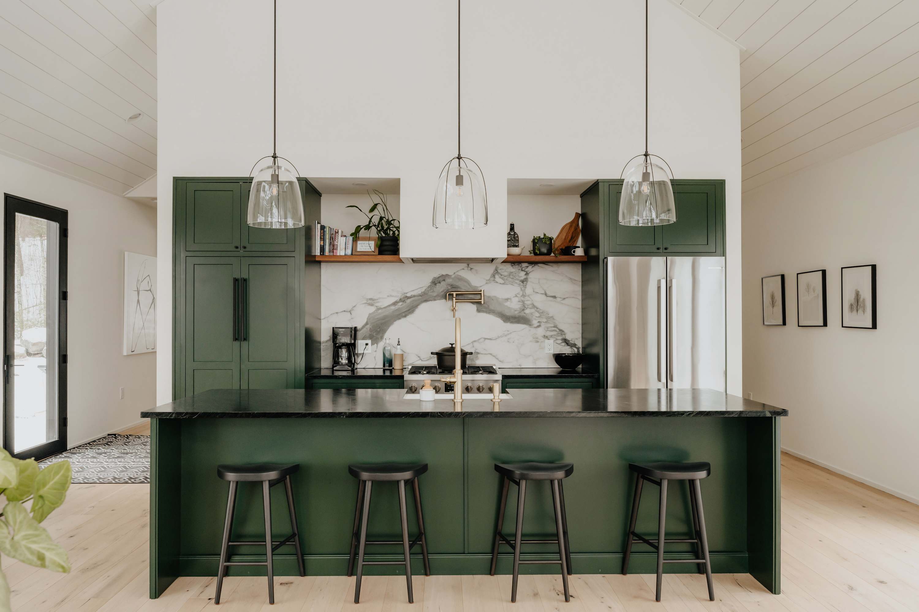 Aigle Noir: Stunning Cabin w/ Delaware River Views — photo 3