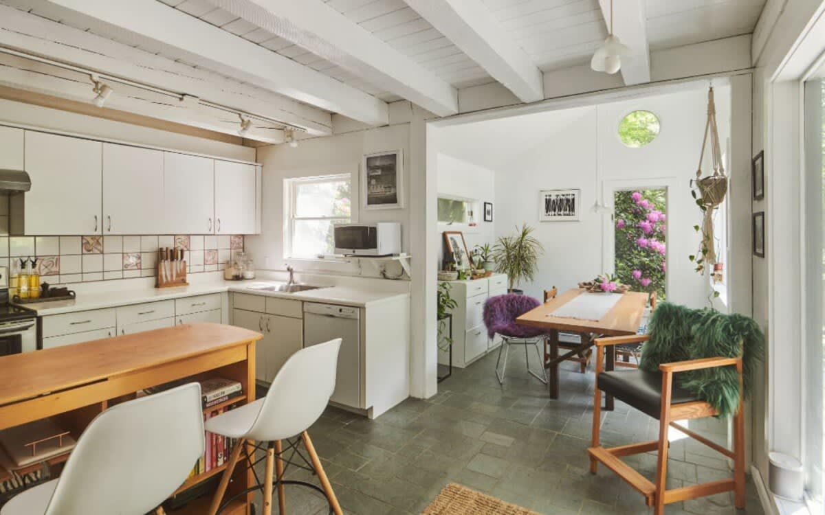 Artist's Edge: Woodland Escape near Minnewaska! — photo 4