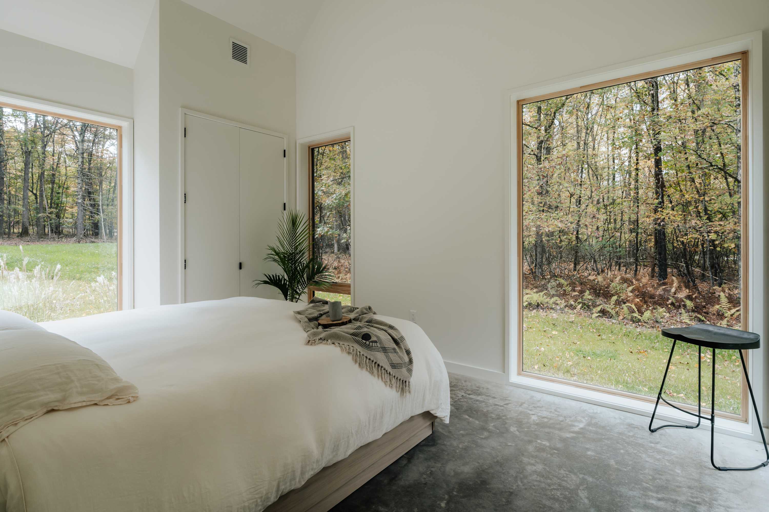 Break House: Private | Sauna | Hot Tub | Fire Pit — photo 3