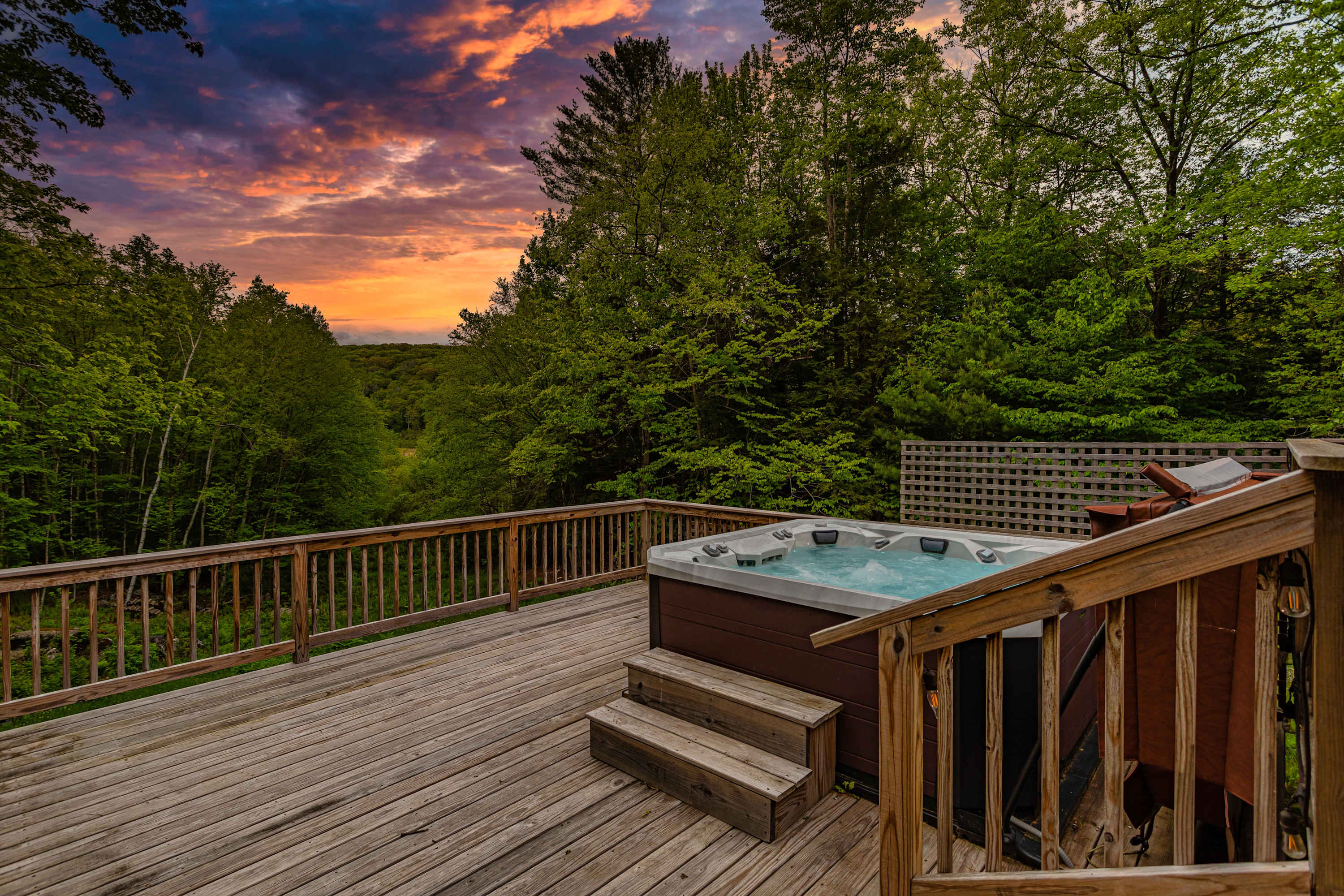 Butterfly Cottage: Nature Framed Deck w/Hot Tub | Scenic Beauty — photo 1