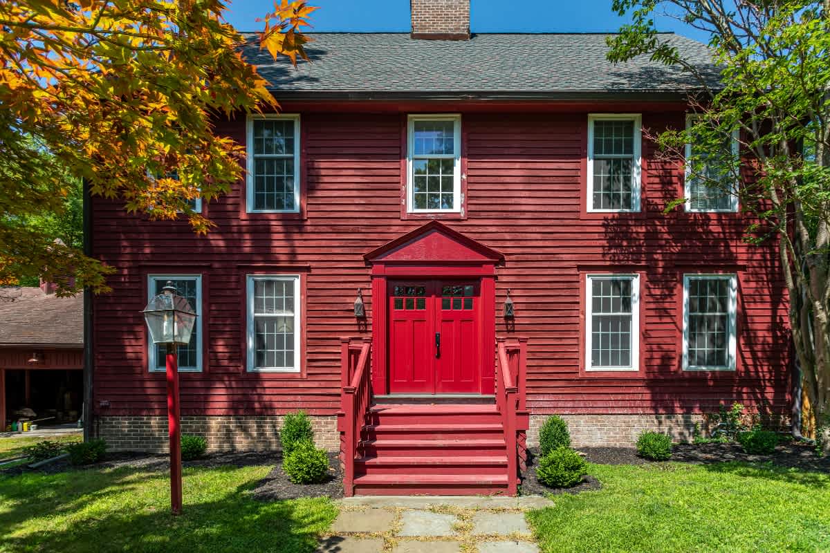 Cardinal Crossing: Stylish & Spacious Hudson Valley Getaway with Heated Saltwater Pool — photo 5