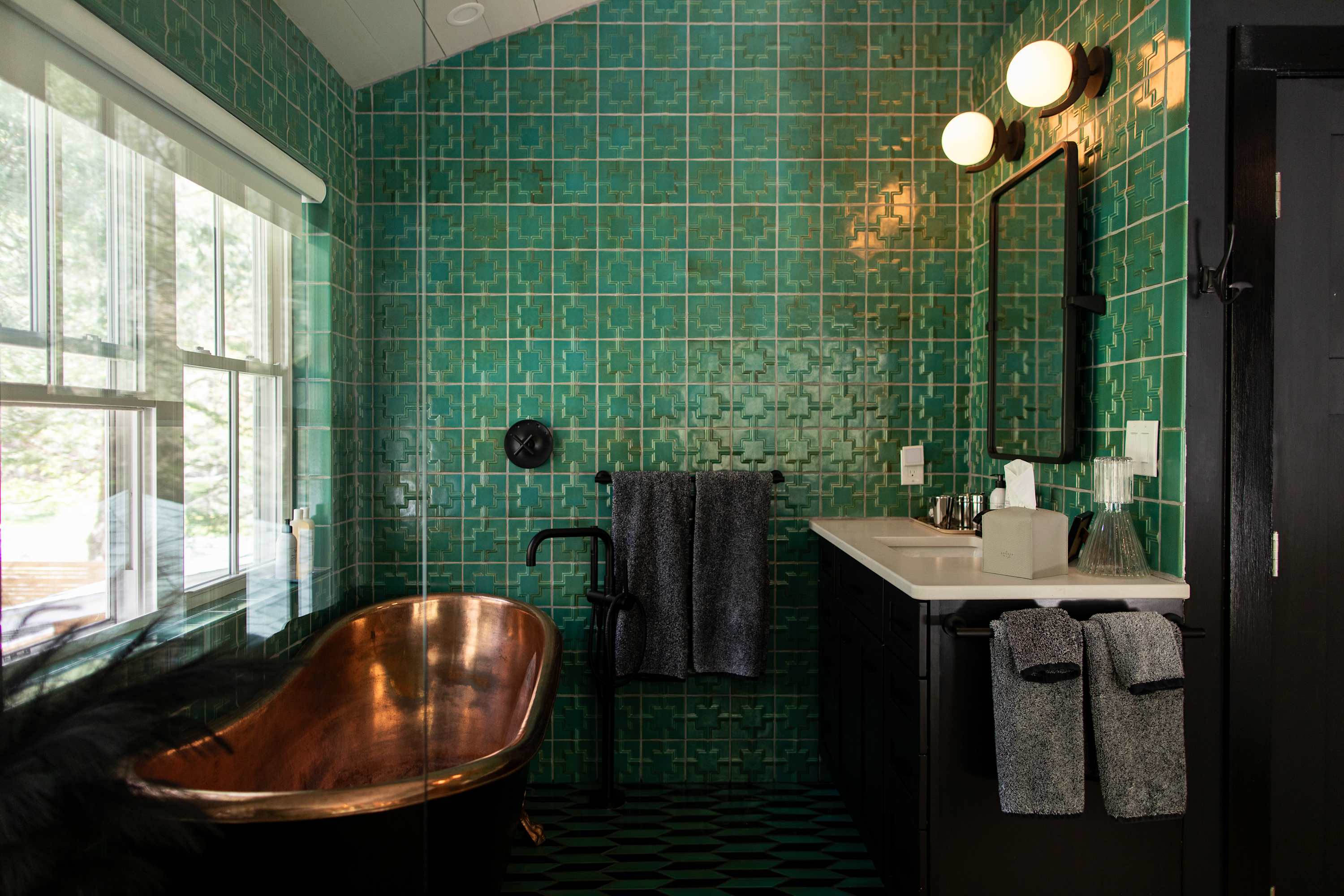 Full bathroom