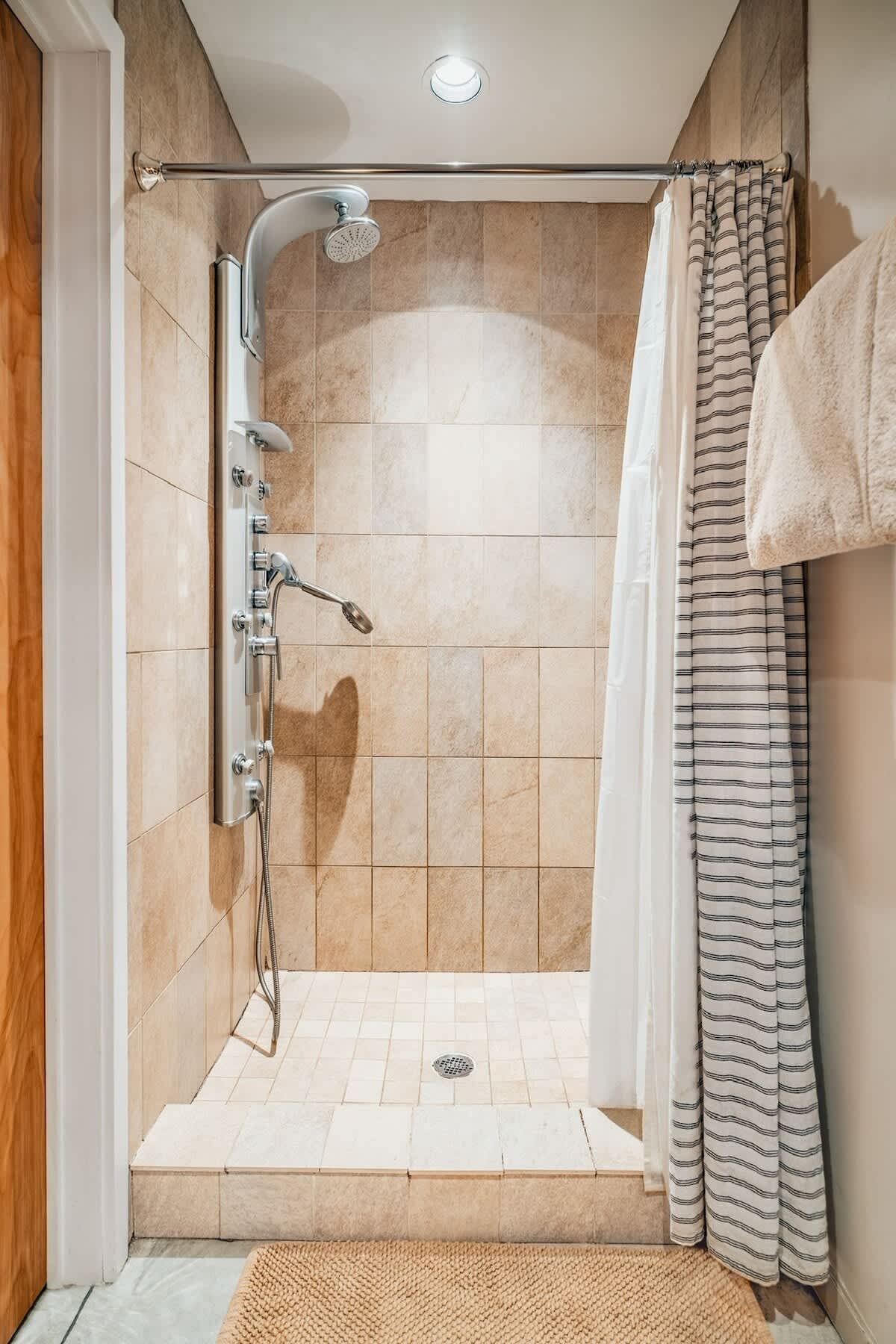 Full bathroom