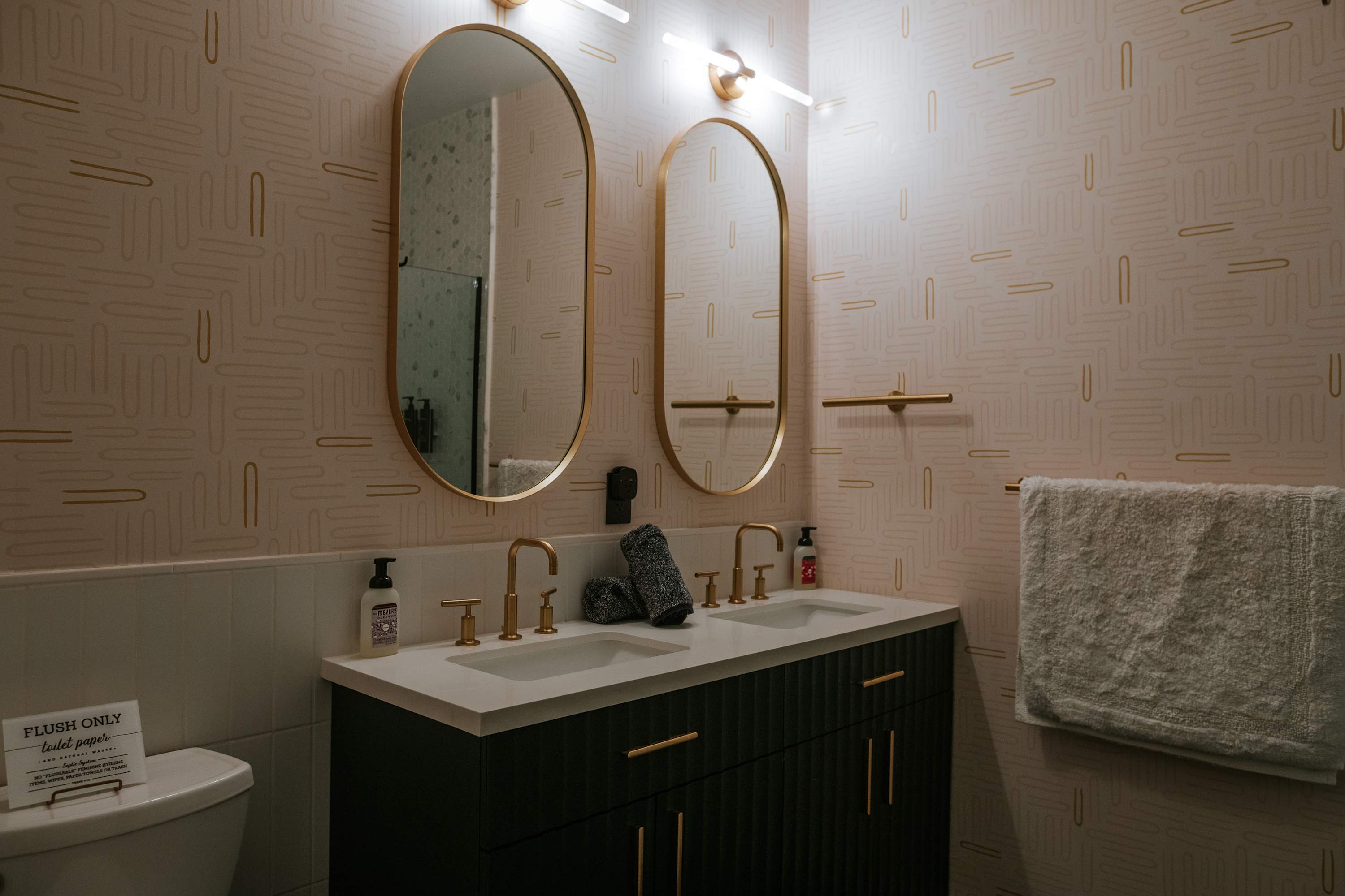 Full bathroom