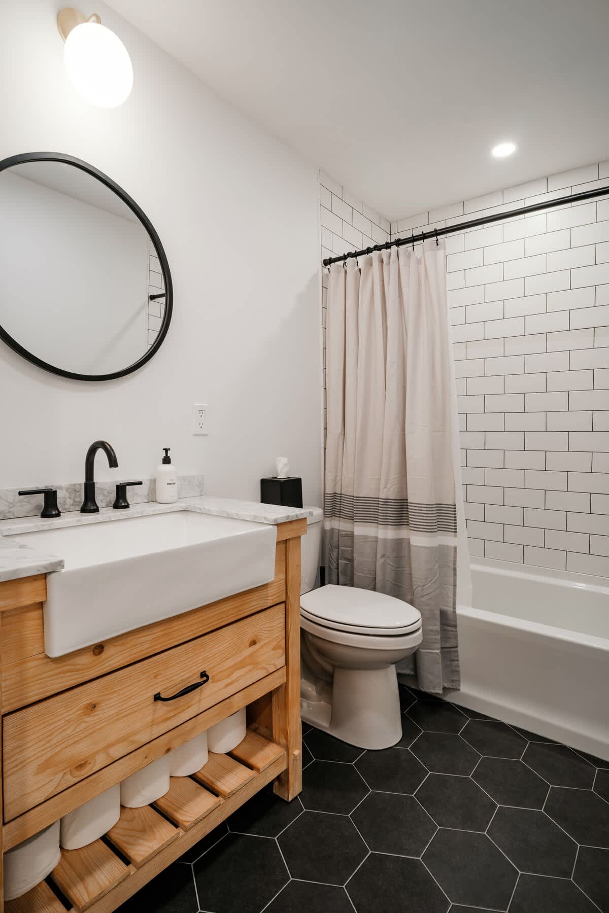 Full bathroom