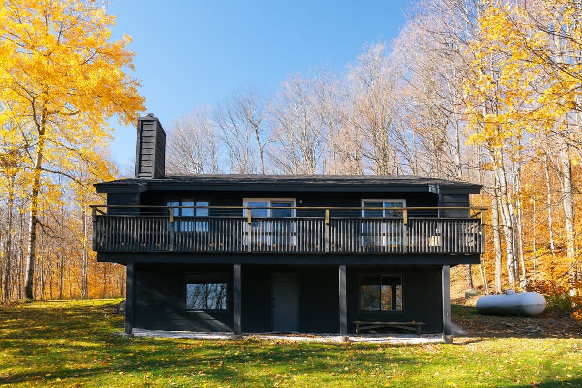 Exterior (Front)