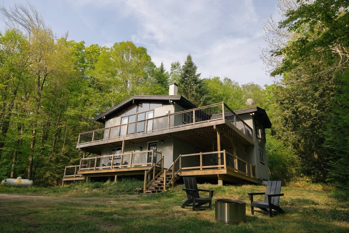 Exterior (Front)