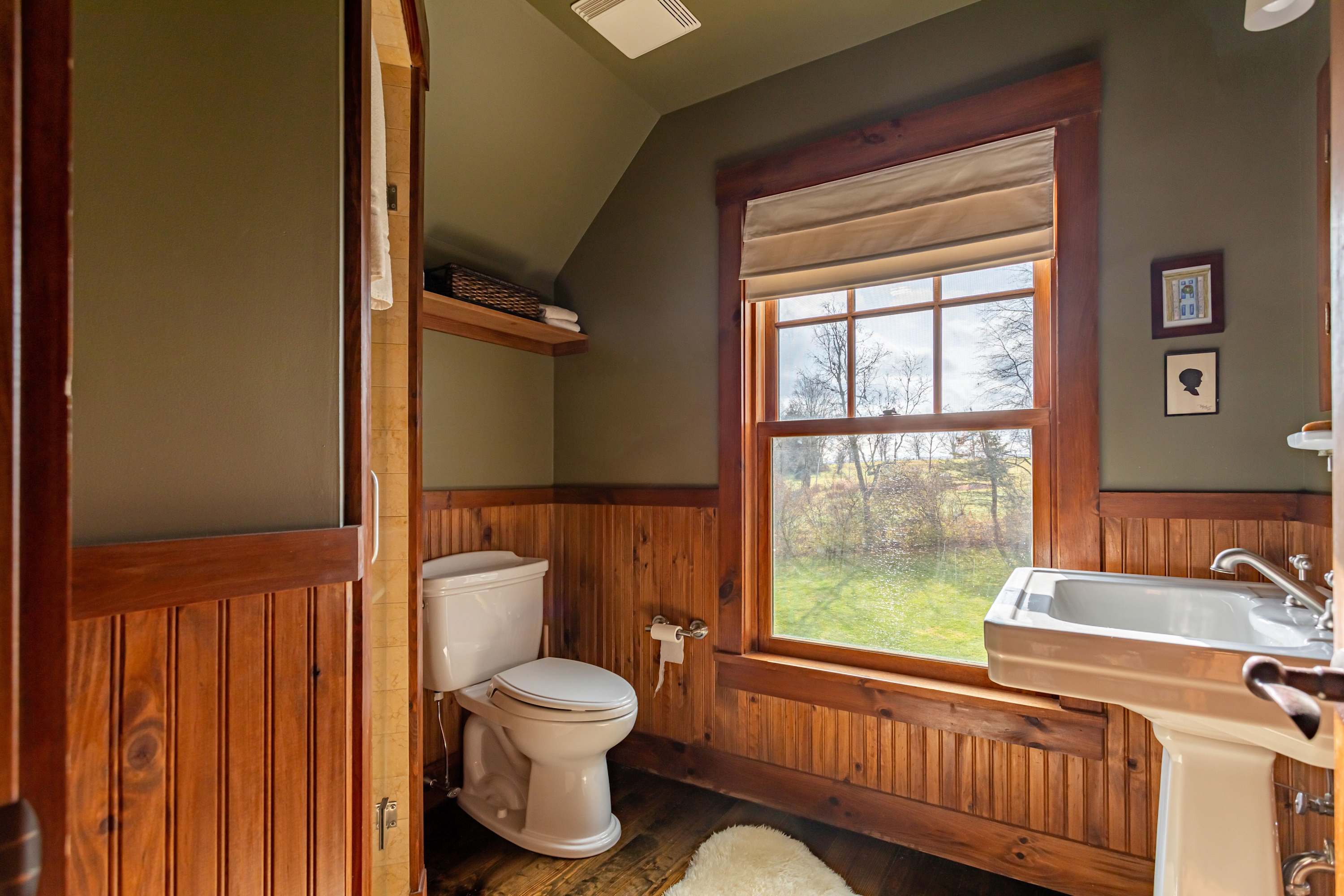 Bathroom 4