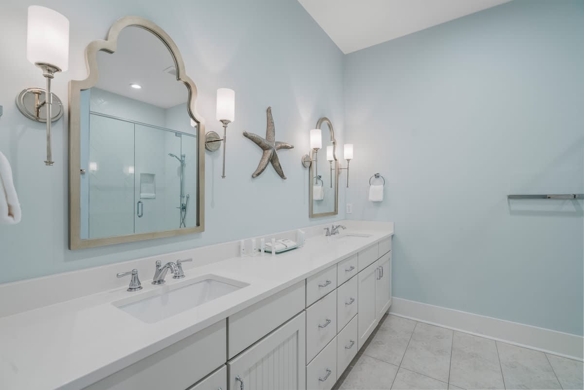 Full bathroom