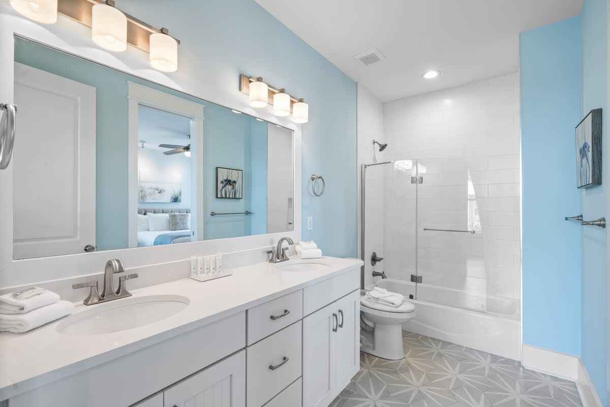 Full bathroom