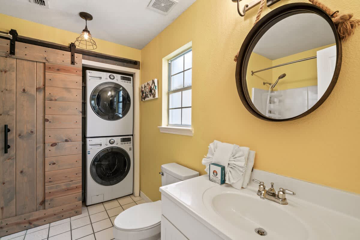 Full bathroom