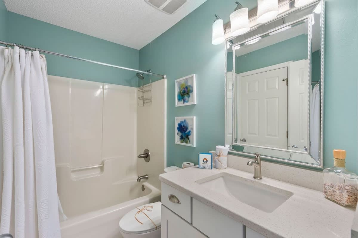 Full bathroom