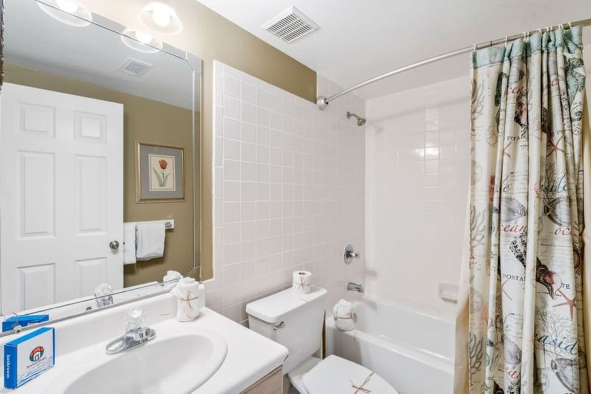 Full bathroom