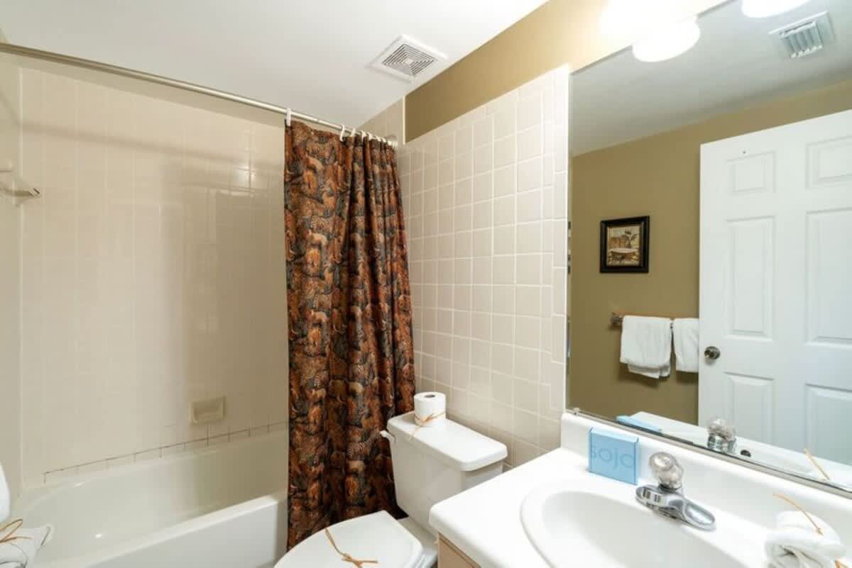 Full bathroom