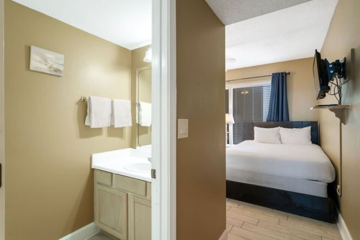 Full bathroom