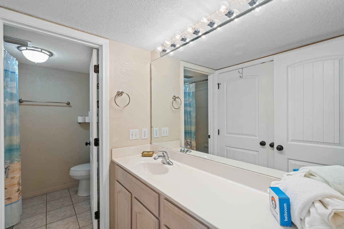 Full bathroom