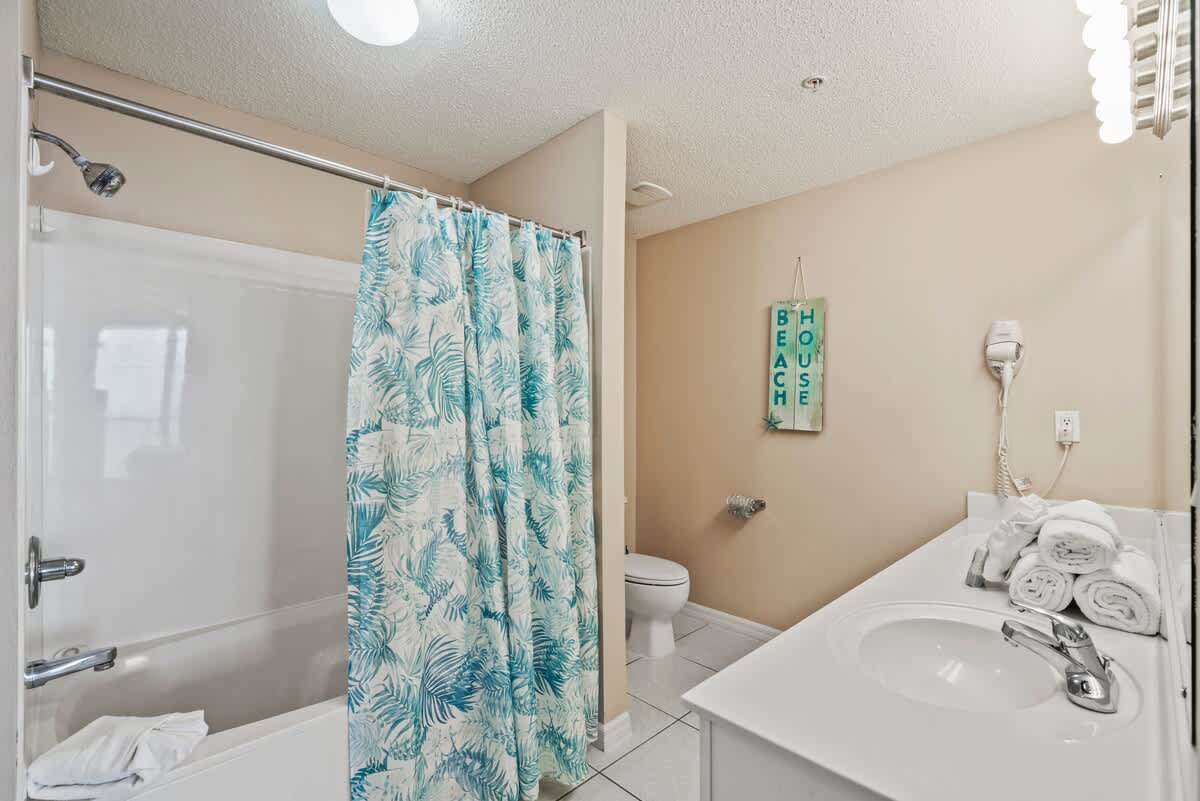 Full bathroom