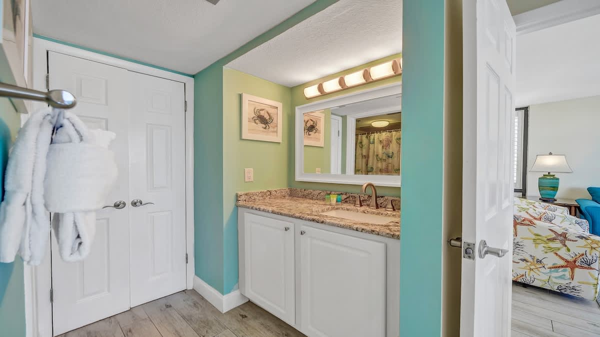 Full bathroom