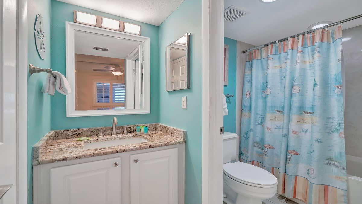 Full bathroom