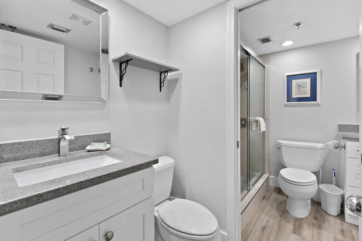 Full bathroom