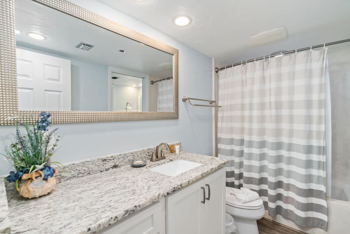 Full bathroom