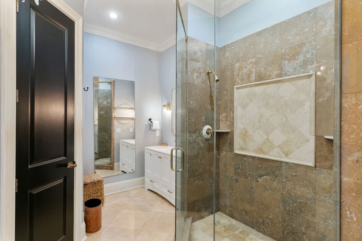 Full bathroom